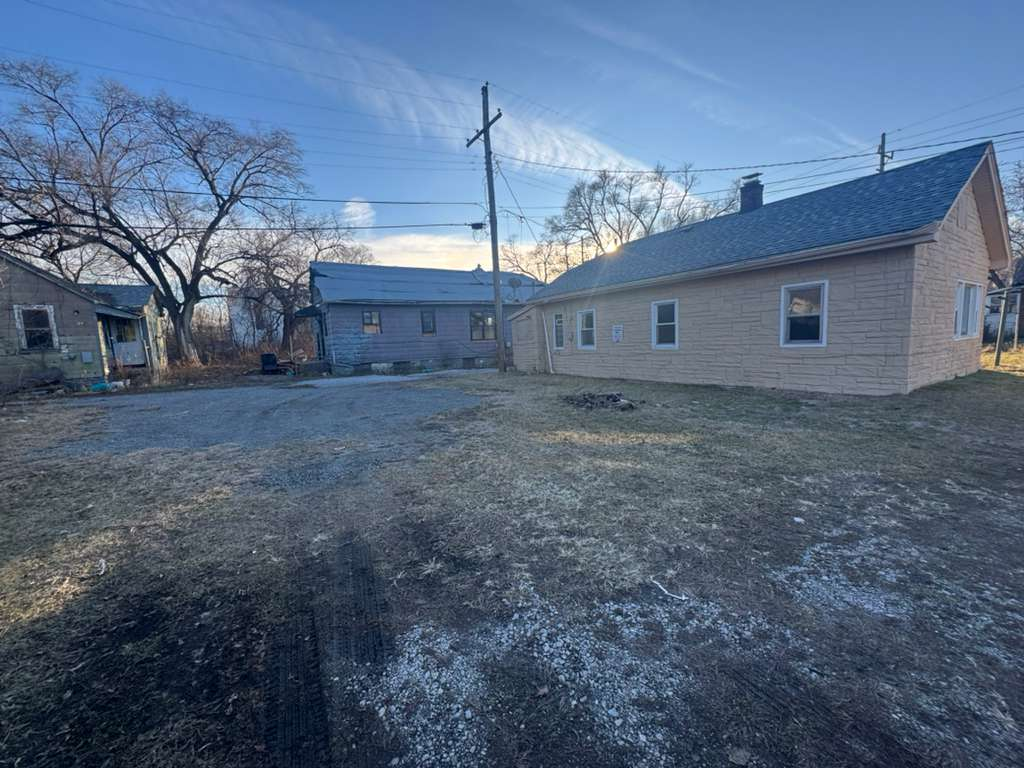 Property thumbnail image